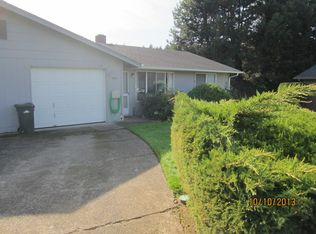 864 Anderson Ln, Springfield, OR 97477