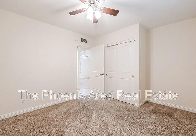 3231 N Woodburne Dr — Photo 15