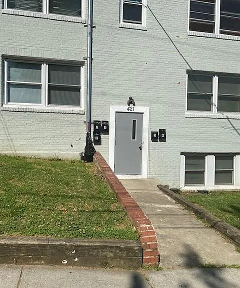 421 Burbank St SE #2 — Photo 1