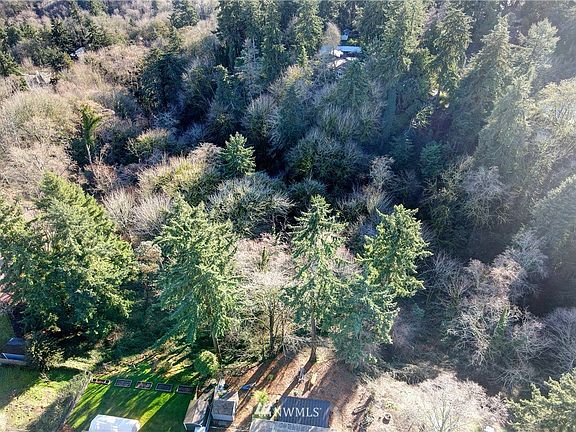 Greenbelt offers peaceful privacy