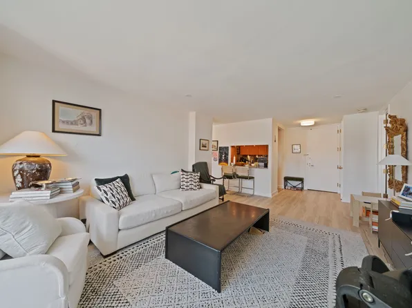 1965 Broadway image 4 of 9