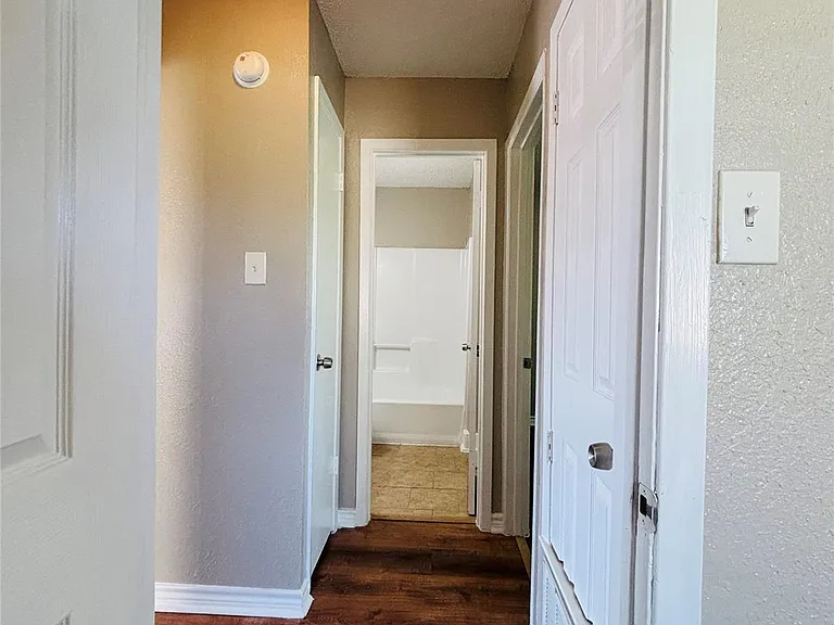 10010 Brownie Dr #D — Photo 7