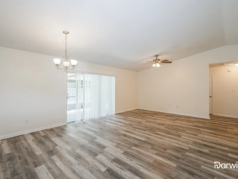 656 Bryan Terrace Dr — Photo 5