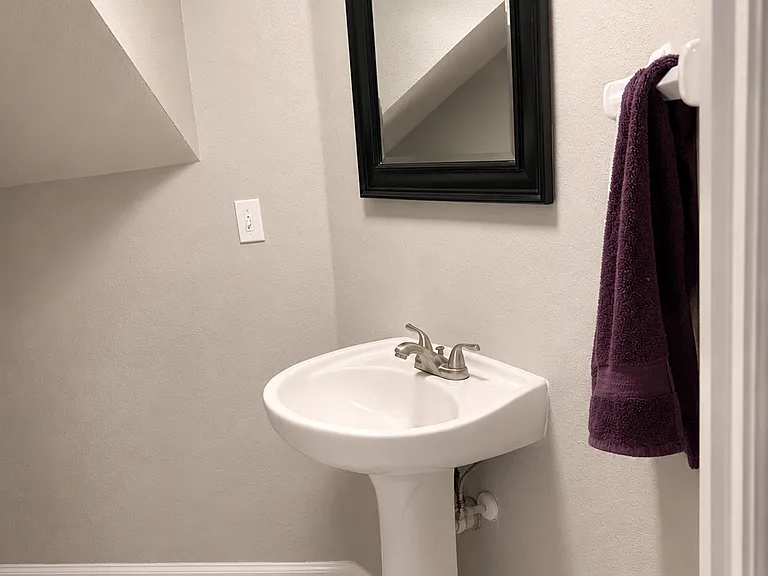 1312 Kelridge Pl — Photo 3