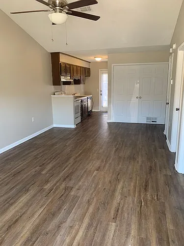 230 Lanier Dr Photo 1