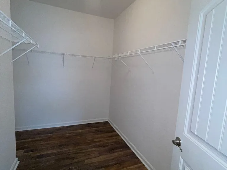 480 NW Windflower Ter — Photo 10