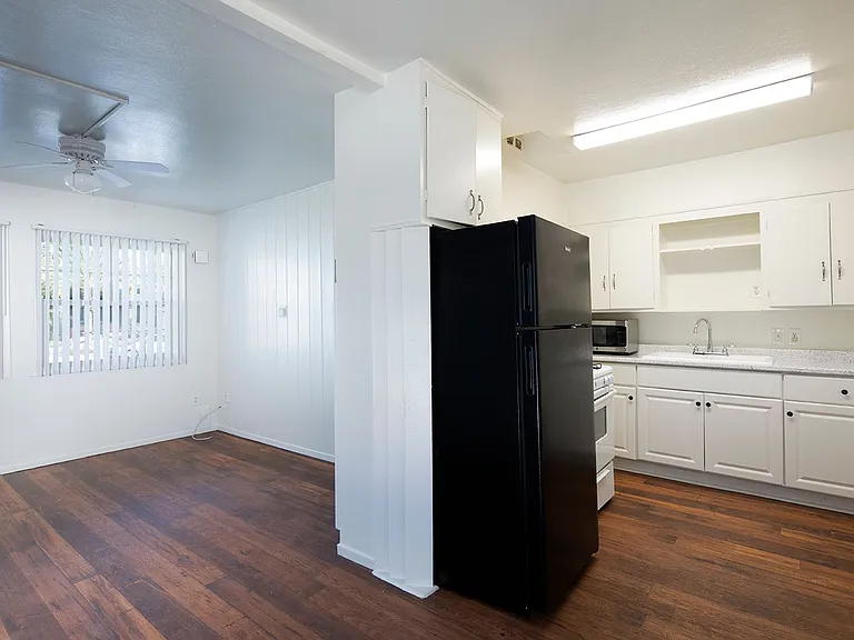 Aztec Lofts Apartments — Photo 9