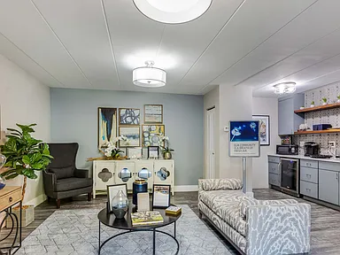 Parkway Apartments
