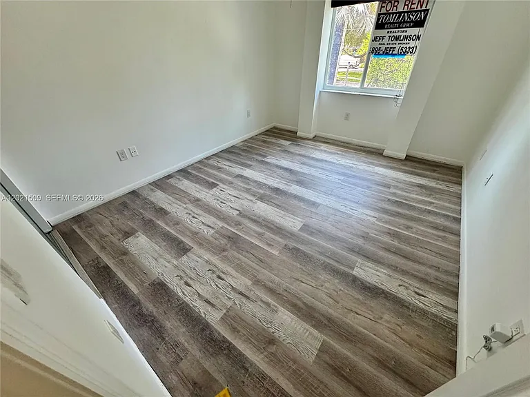 2408 NE 135th St #2408 — Photo 11