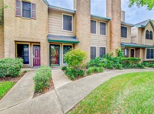 17712 Kings Park Ln, Houston, TX 77058