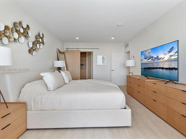 10275 Collins Ave #1530 — Photo 21