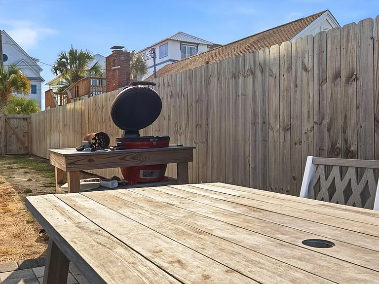8320 Surf Dr — Photo 47
