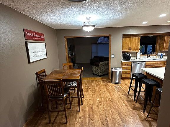 4th image of 103 Rebecca Rd