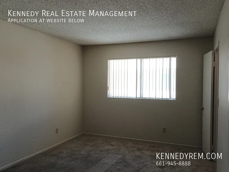 1645 Cactus Dr #B — Photo 8