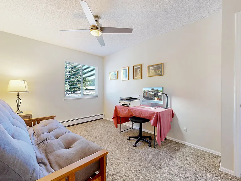1404 Adriel Dr — Photo 23