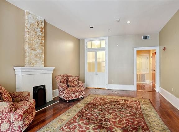 4th image of 1130 Decatur St APT A