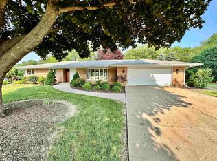 1404 Phelps Ave, Rockford, IL