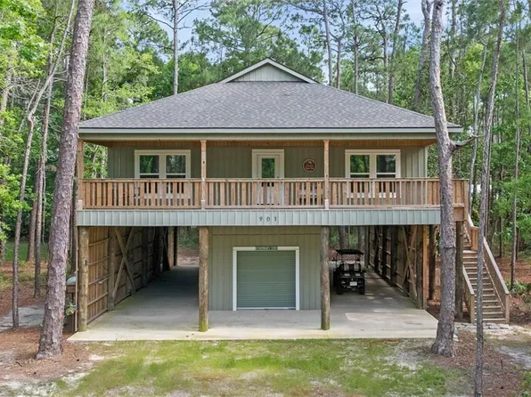 901 La Fayette Pl, Dauphin Island, AL 36528
