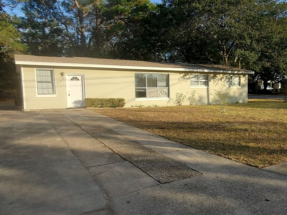 1st image of 127 Robinwood Dr SW
