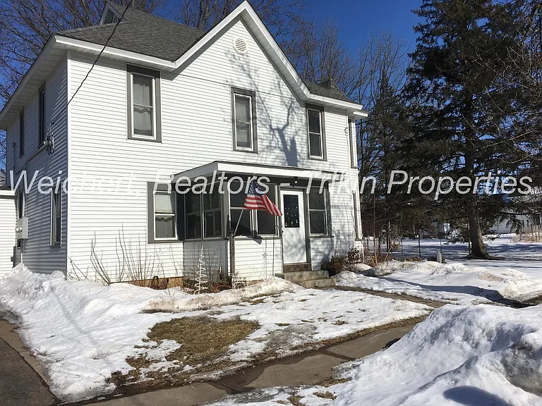 209 W Warren St — Photo 1
