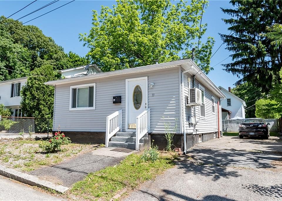 1st image of 33 Ridge St
