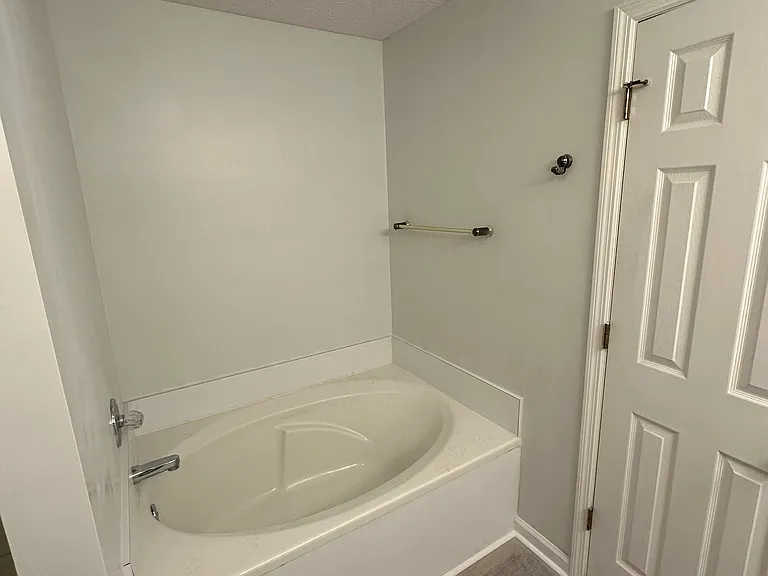 320 Bubble Creek Ct #7 — Photo 12