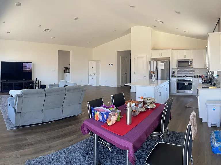 15573 Kellogg Creek Ct — Photo 7