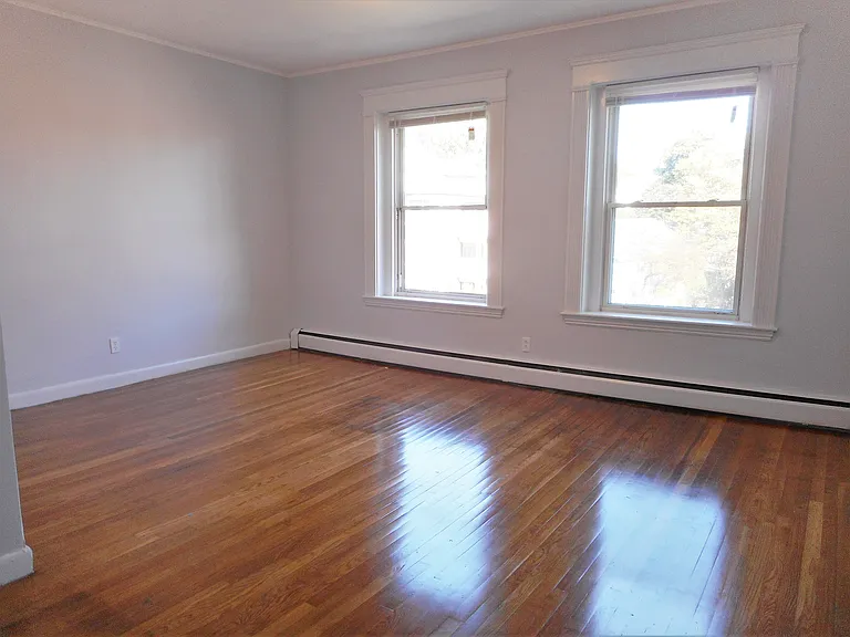 60 Gorham Ave #9 — Photo 5
