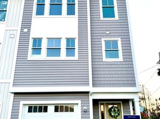 156 W Front St #20, Keyport, NJ 07735