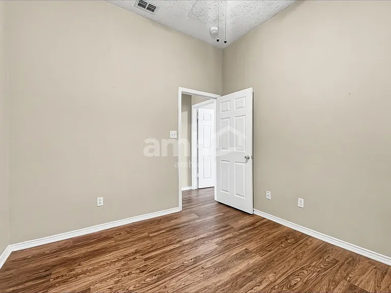 3809 Staghorn Cir N — Photo 14