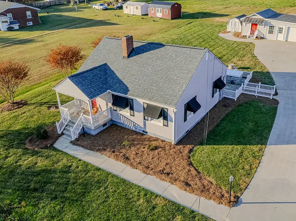 127 Boone Rd, Burlington, NC 27217