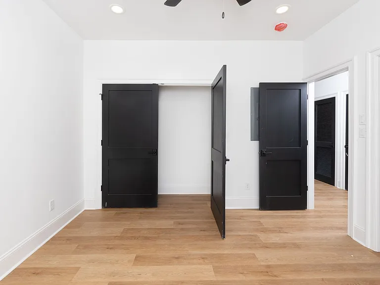 3200 Holly Rd — Photo 12