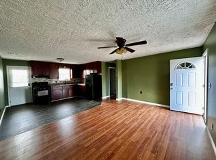 244 Sissom Ln, Manchester, TN 37355