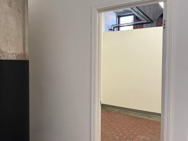800 Heinz Ave #4 — Photo 8