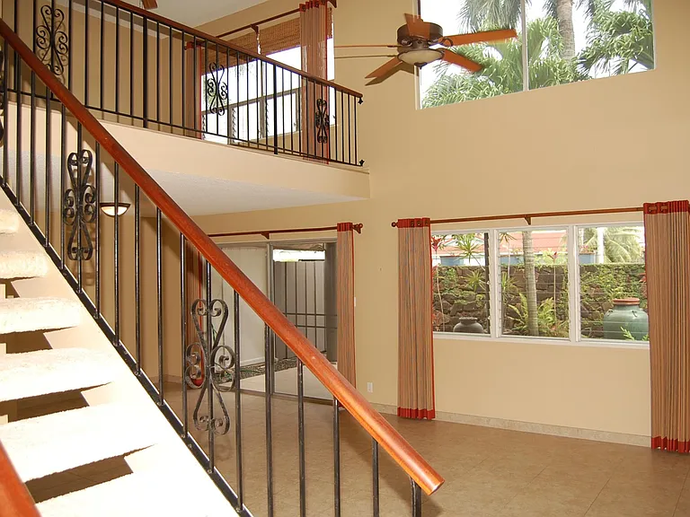 559 Keolu Dr — Photo 4