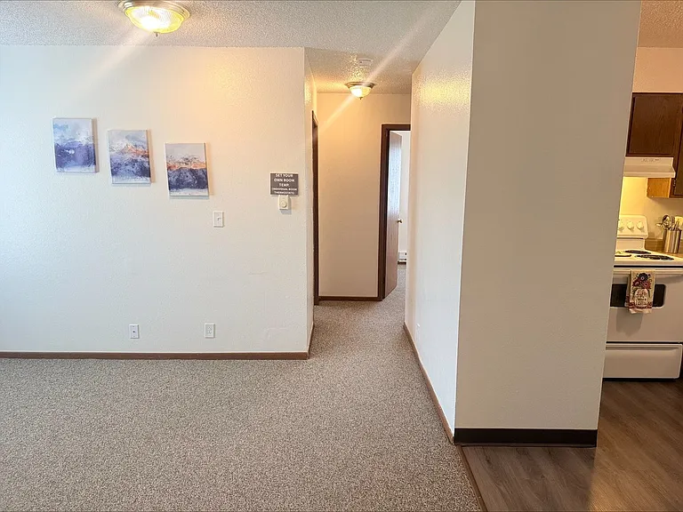 1216 S G Ave — Photo 25