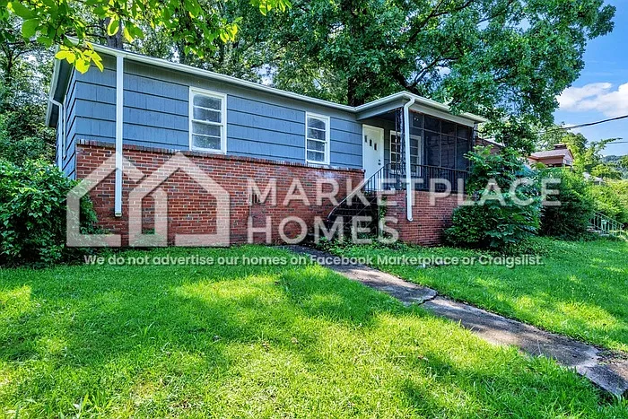 3 bed, 1.0 bath, 1000 sqft, $1,250 — Photo 2