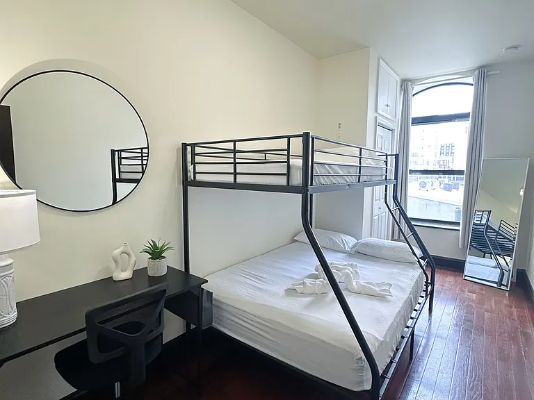 217 N 11th St #501 — Photo 14
