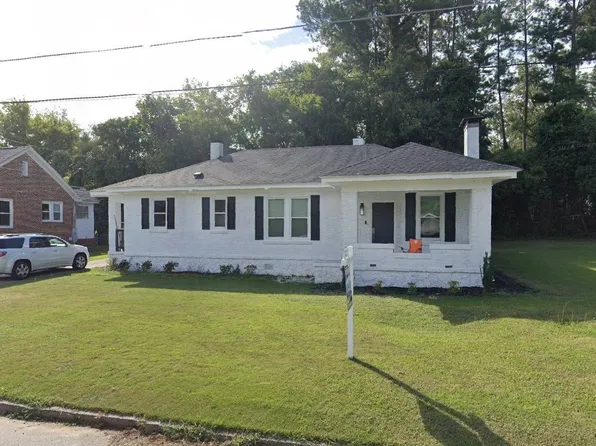 116 Henrietta Ave E, Greenwood, SC 29649