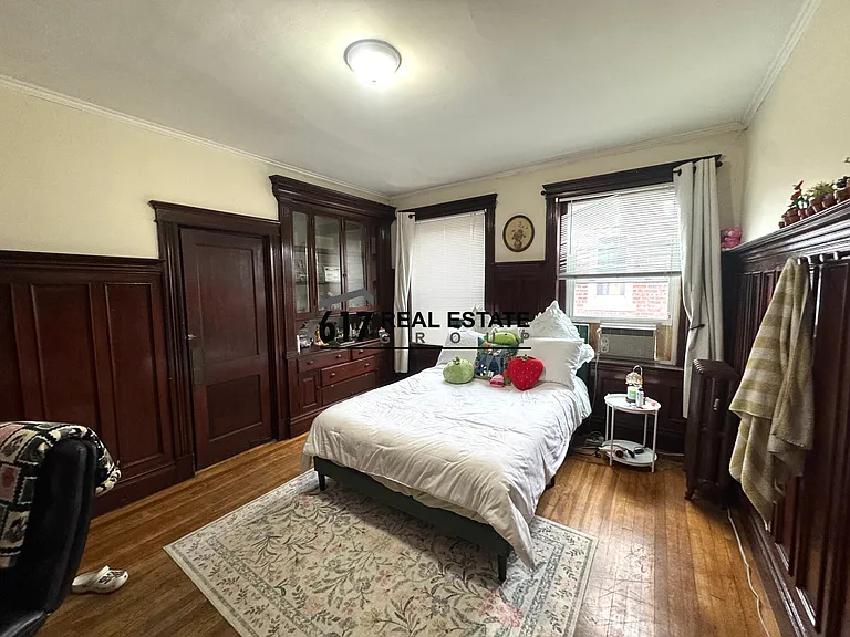 11-2 Euston St — Photo 10