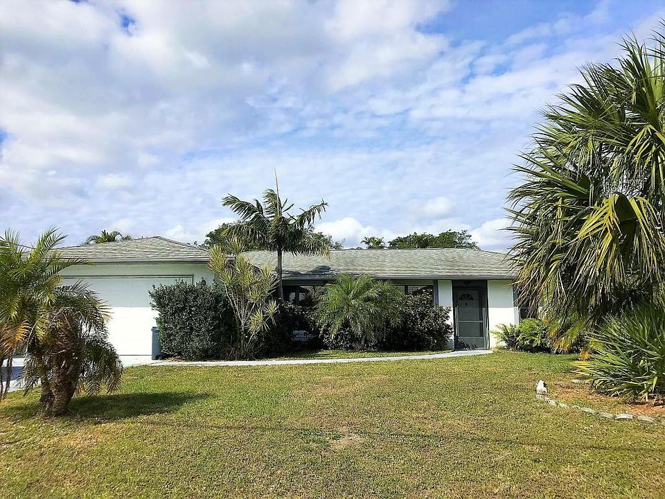 1st image of 221 SE Verada Ave