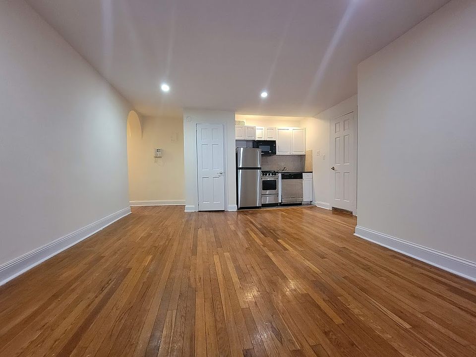 1st image of 111 E 26th St #D94