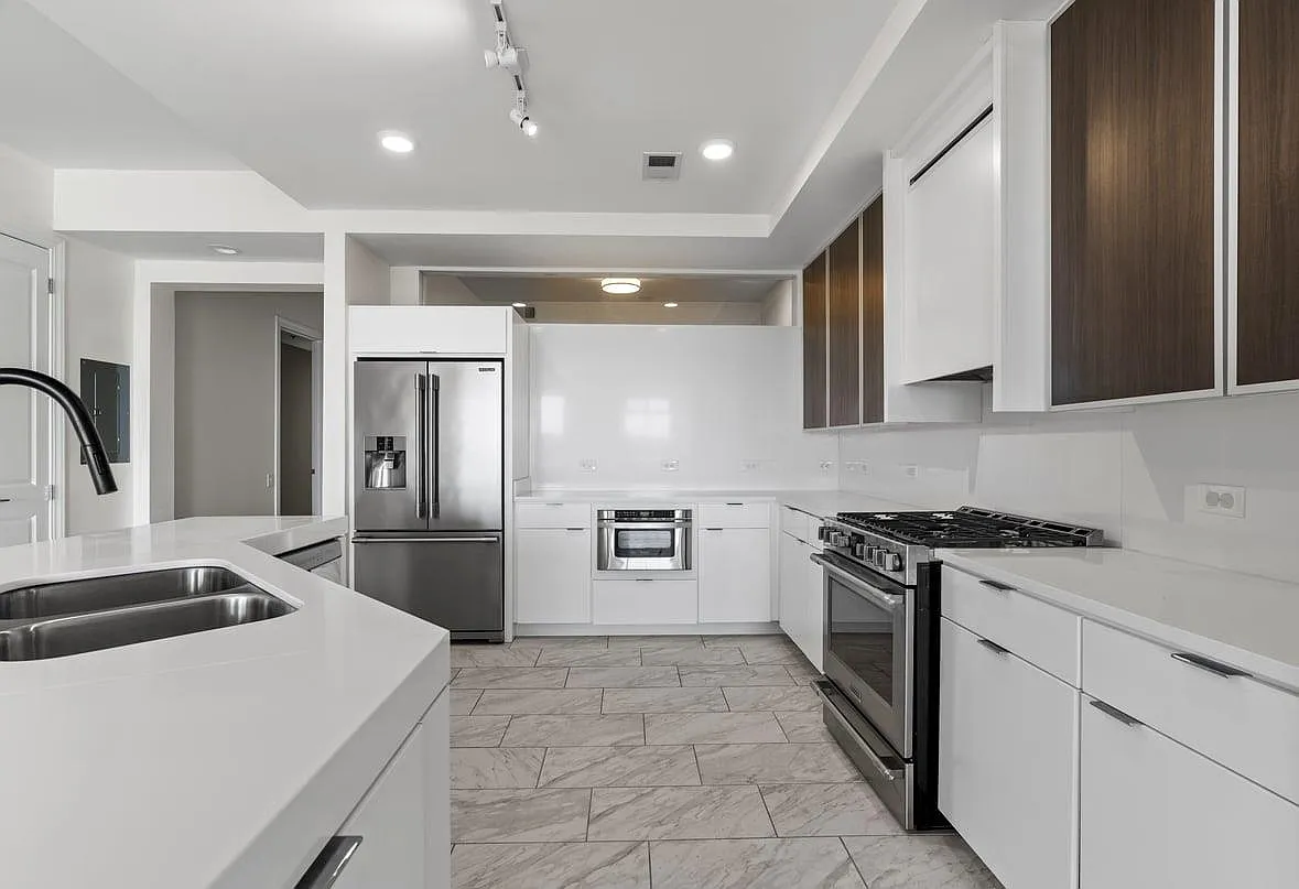 3 bed, 3.0 bath, 1617 sqft, $3,500 — Photo 4