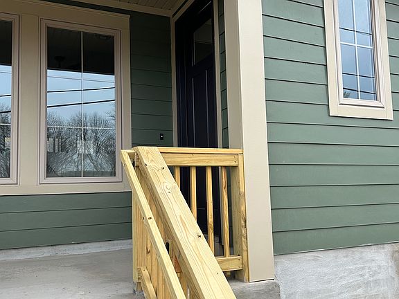 4th image of 348 Fletcher Ave