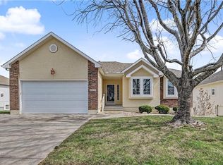 4801 SW Soldier Dr, Lees Summit, MO 64082