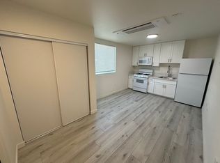 1120 E 25th St., Los Angeles, CA 90011