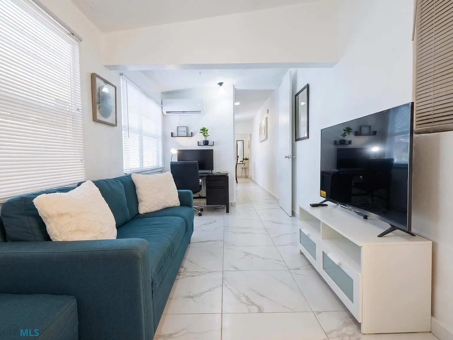 1 bed, 1.0 bath, 600 sqft, $1,350 — Photo 3