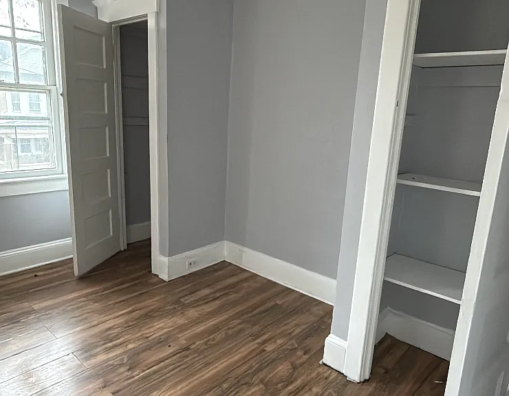 318 Ardmore Ave #2 — Photo 3