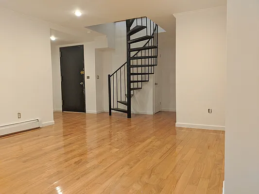 Rented by Highline Residential | media 31