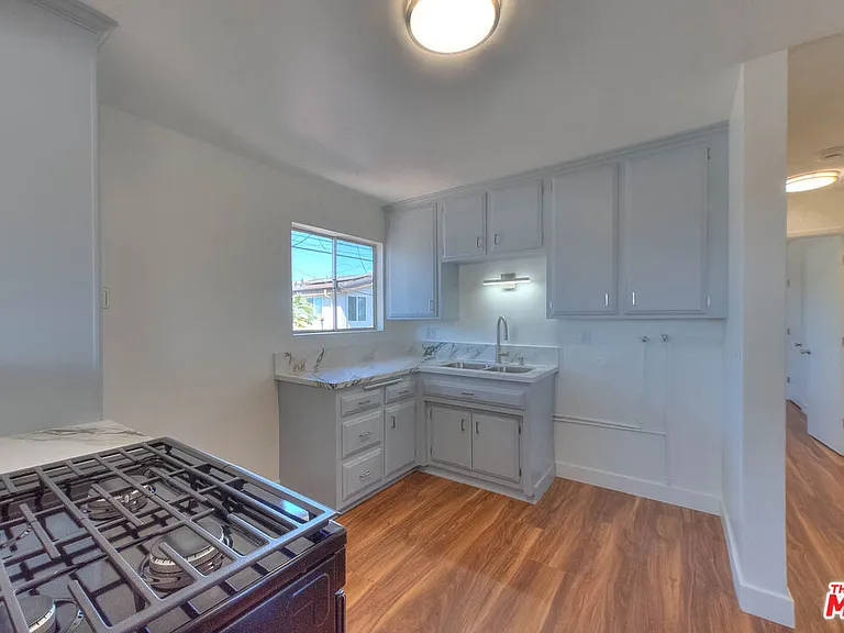 8468 Halldale Ave — Photo 11